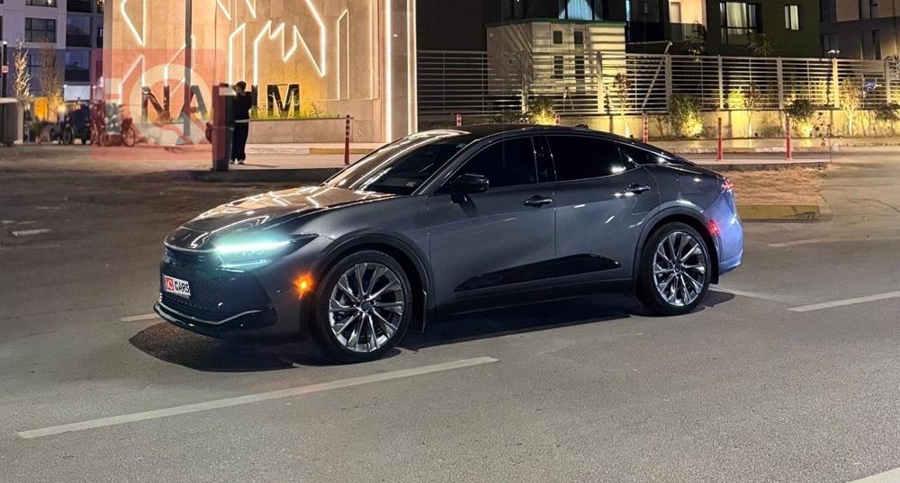 تۆیۆتا کراون